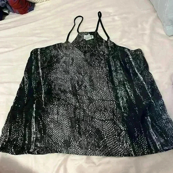 H&M Tops - Black V-neck Blouse